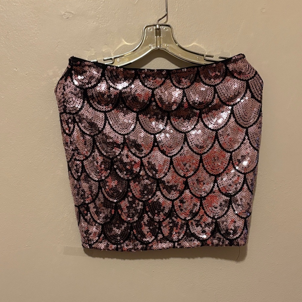 Charlotte Russe Pink and Black Sequin Pencil Skirt